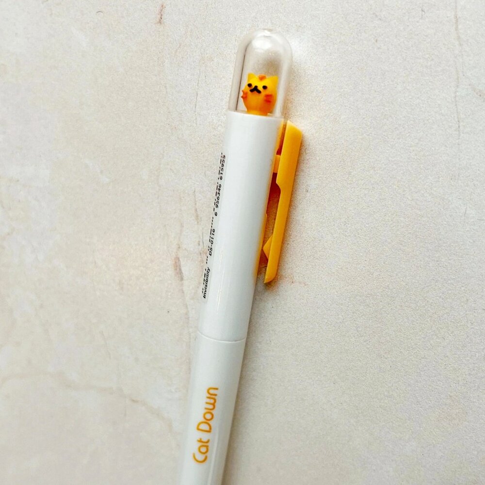 Peekabo Cat Pen - White